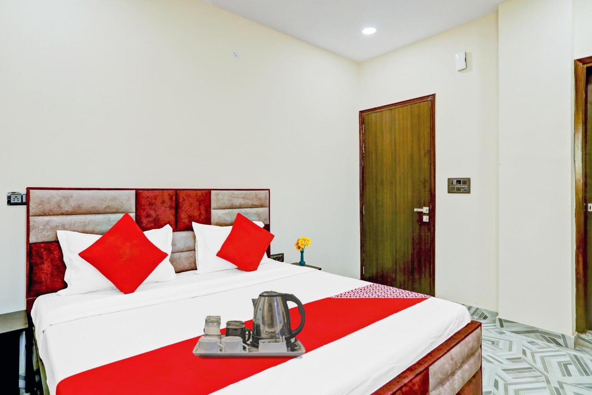 Hotel O Royal Lotus Stay Near Ip Extension Metro Station Nowe Delhi Zewnętrze zdjęcie