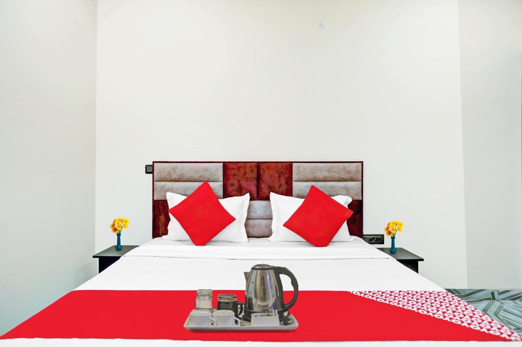 Hotel O Royal Lotus Stay Near Ip Extension Metro Station Nowe Delhi Zewnętrze zdjęcie